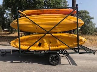 Atrelado transporte kayaks sit-on-top