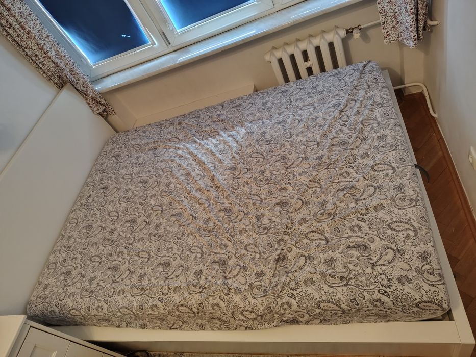 Łóżko Ikea Malm z pojemnikiem 140x200