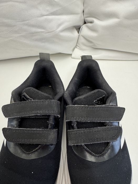 Кросівки Adidas, оригінал, 25-26 розмір, 16 см