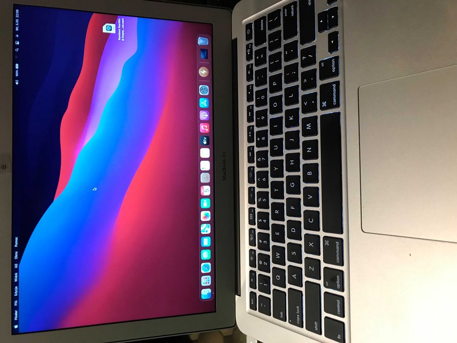 Apple Macbook AIR A1466 i5 4 GB/128 GB 2014 komplet szkoła bat. bdb