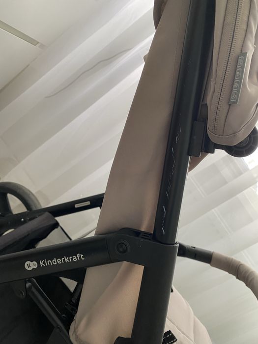 Візочок Kinderkraft trig 3