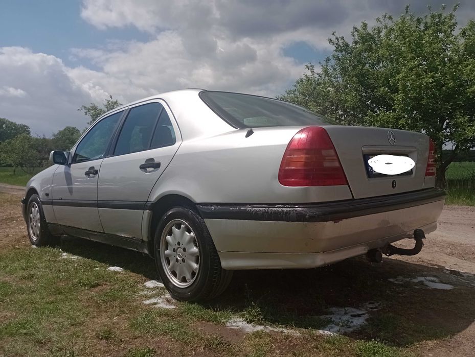 Mercedes Benz C 180