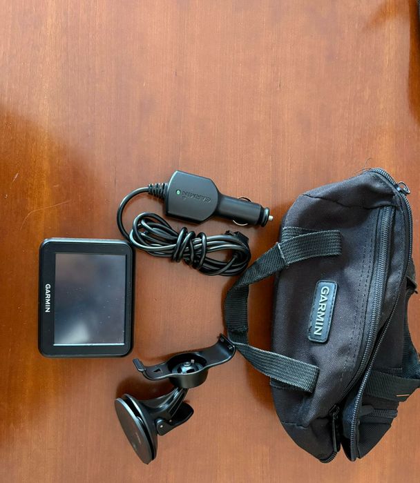 Oferta!! Vendo 2 GPS novos Nuvi30