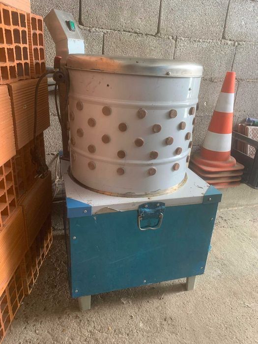 Maquina de depenar aves