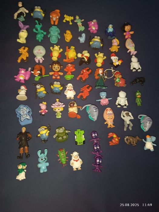 Продаю кіндери сюрпризи