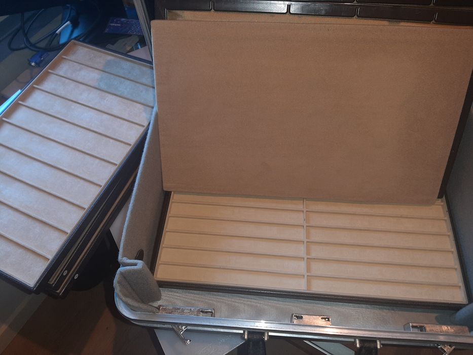 Pasta transporte de relógios, ouro ou bijuteria