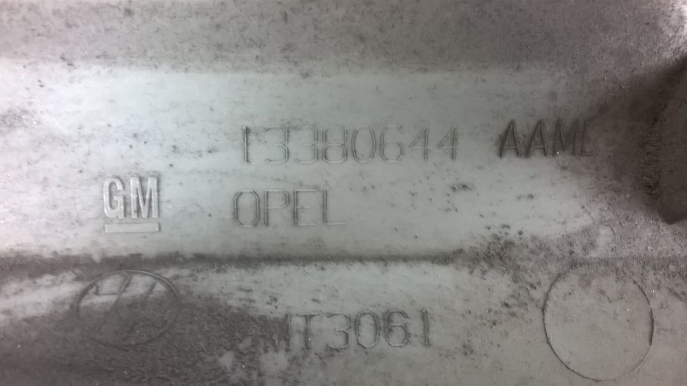 Tampão Jante de Ferro 13380644 - OPEL CORSA E