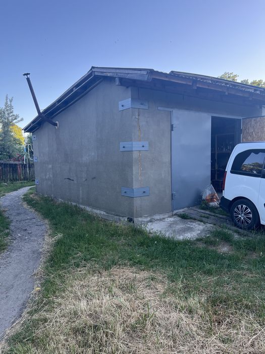 Гараж в центрі міста по вул. Героїв Небесної Сотні 90,92 Амосова 4
