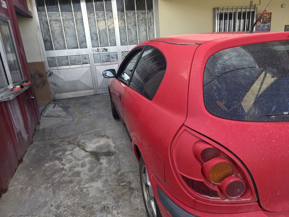 Carro nissan almera 2.2