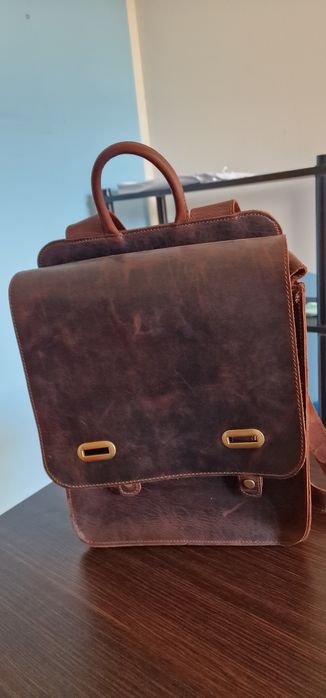 Mochila 100 % couro
