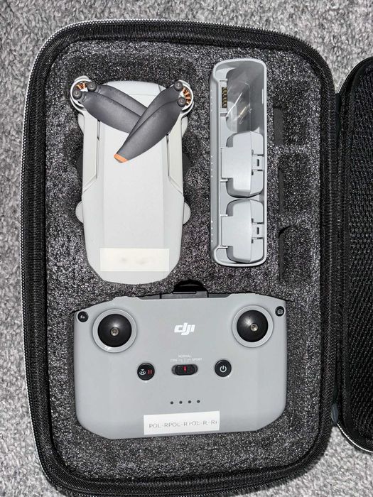 DJI Mini 2 SE + dodatkowa bateria i ładowarka + akcesoria
