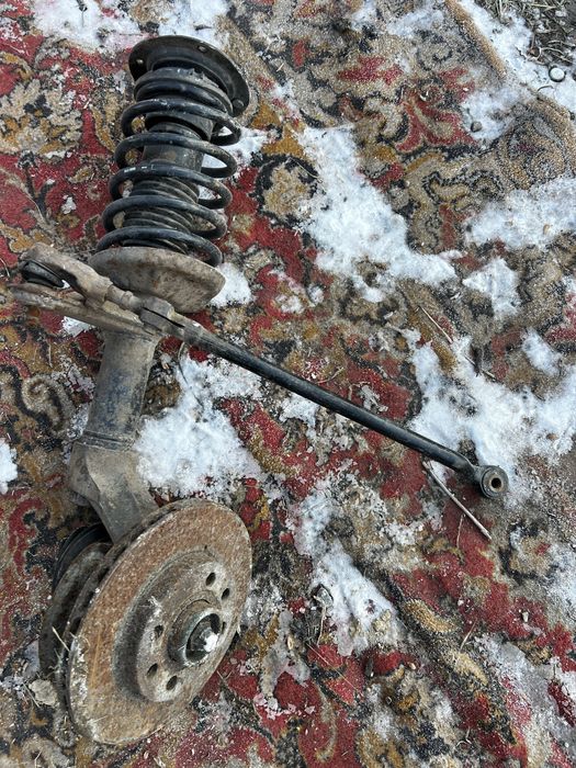 Продам передні стойки Ланос