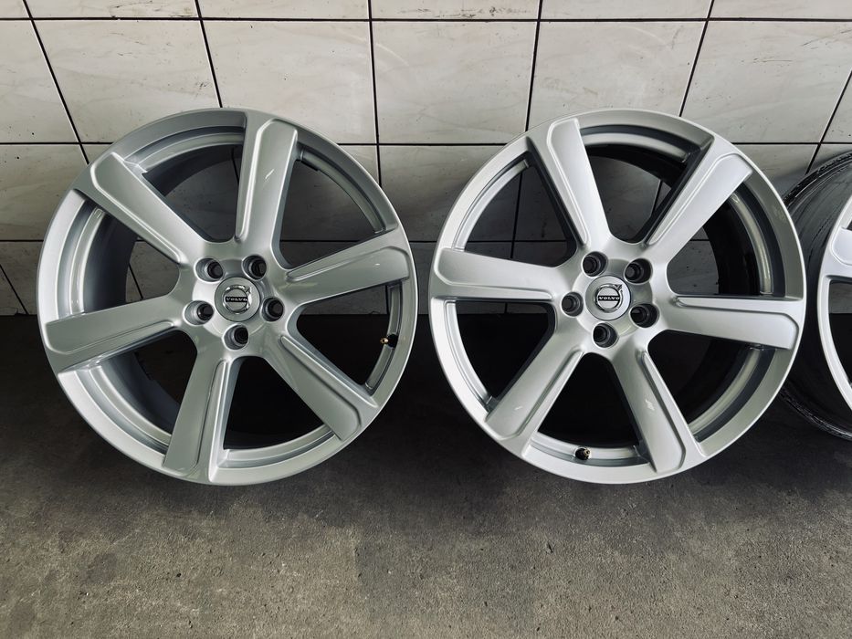 Alufelgi 5x108 VOLVO 19" XC40 60 90 V40 V60 70 90 S60 S80 S90 FORD^ FV