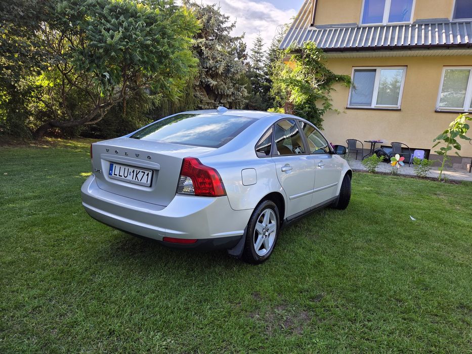 Volvo S40 2.0 diesel.
