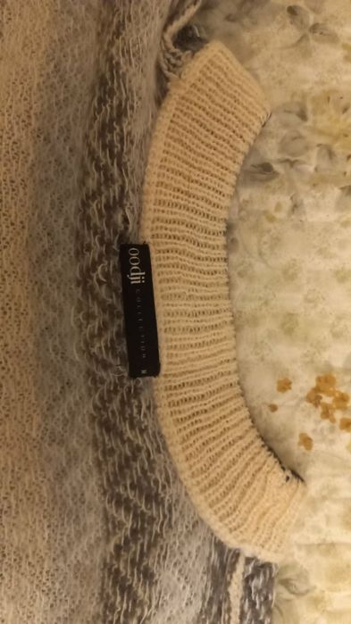 Светр фірма Oodji