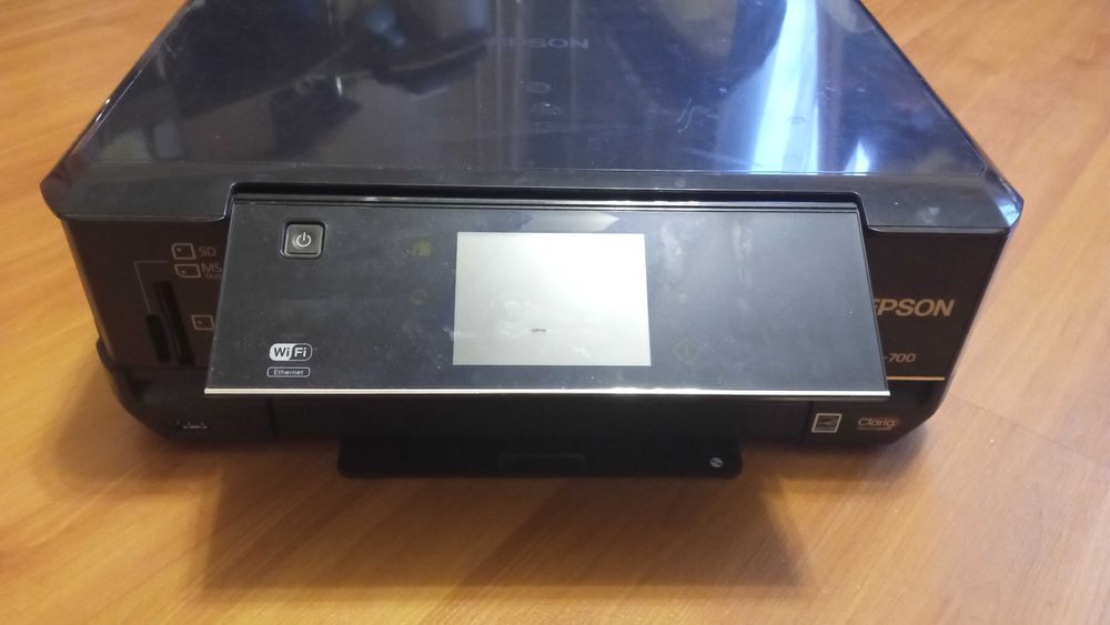 Принтер-сканер Epson xp-700