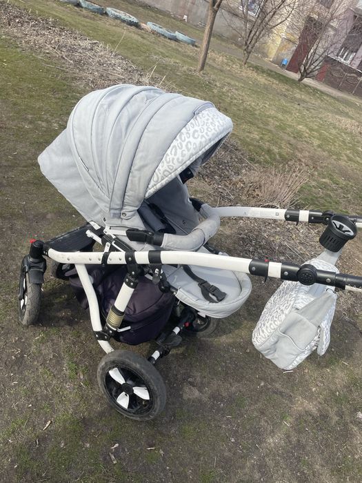 Продам коляску 2в1