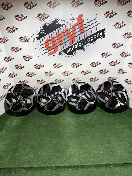 Komplet alufelg 5x114.3 18”