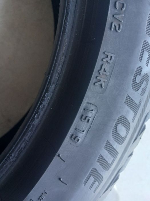 4 pneus 215 50 r18 Bridgestone