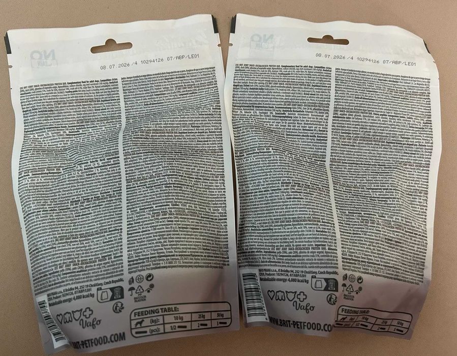 Karma dla psa dorosłego Brit Meaty Jerky Duck & Chicken