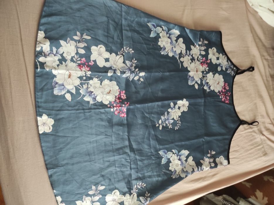 Camisa de noite nova em seda