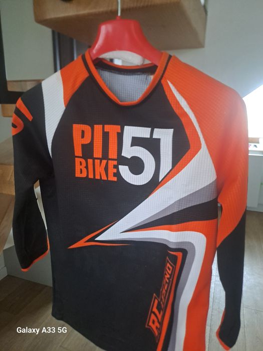 Spodnie i koszulki na crossa