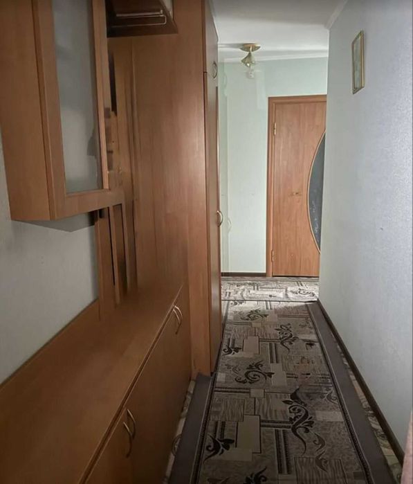 Продаж 2-кімнатної квратири в спокійному районі, техніка меблі ремонт.