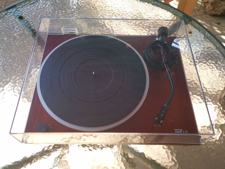 Gramofon Music Hall MMF-1.5 plus wkładka