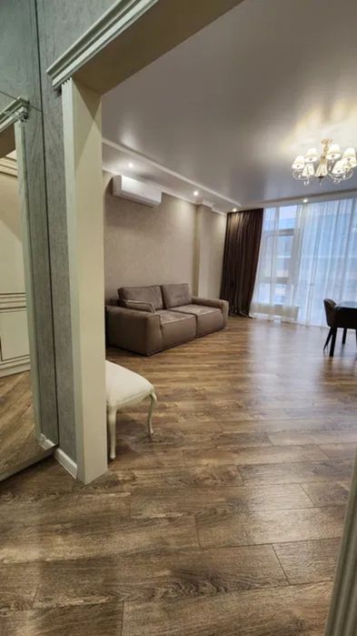 Кадор Таирова ЖК 5 Жемчужина, 3-комнатная 94 м², кухня-гостиная 45 м² - View 5
