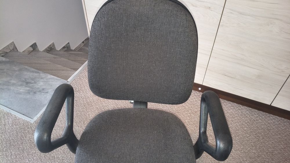 Krzesło obrotowe do biura