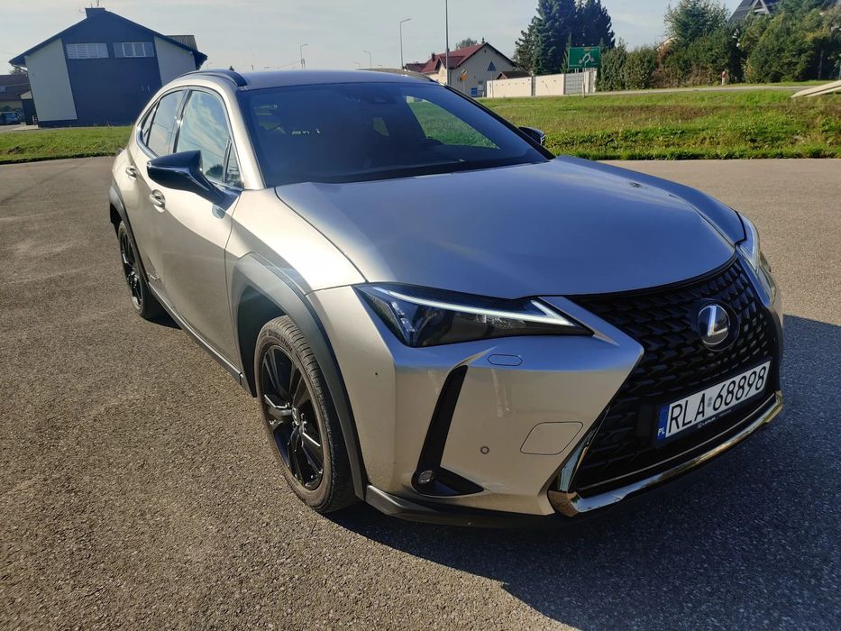 Lexus UX