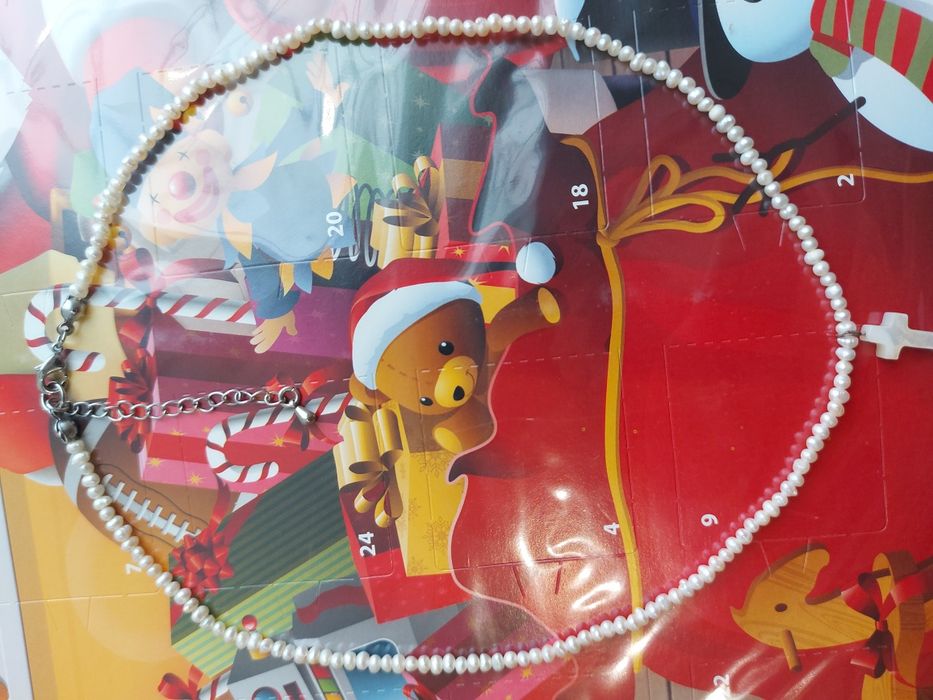 Чокер з перлин- бебі з підвіскою