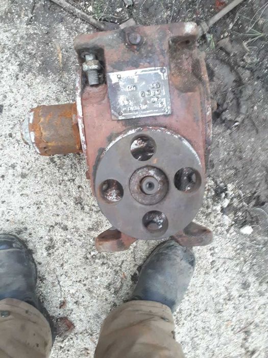 Редуктор Ч-100 (на дровокол)