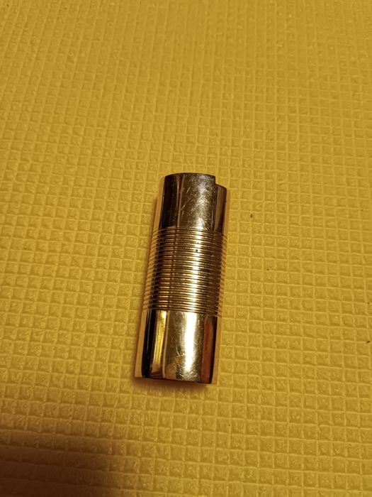 Чехол для зажигалки BIC.