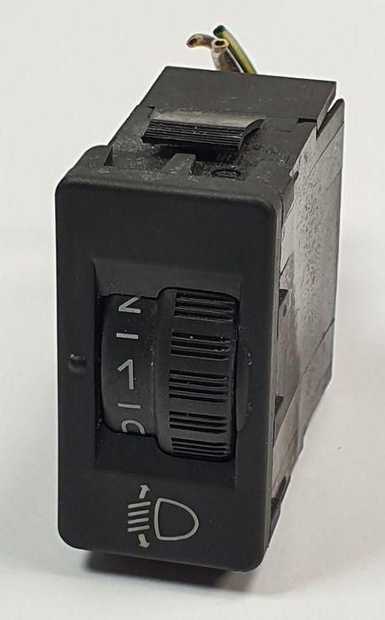 PRZYCISK REGULACJI ŚWIATEŁ PARTNER BERLINGO I