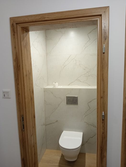 Wykończenia wnętrz /Układanie płytek/ Poddasza