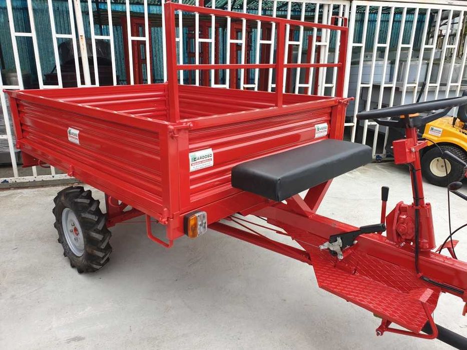 Reboque Com Tracção