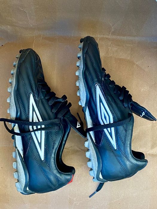 Chuteiras futebol Umbro