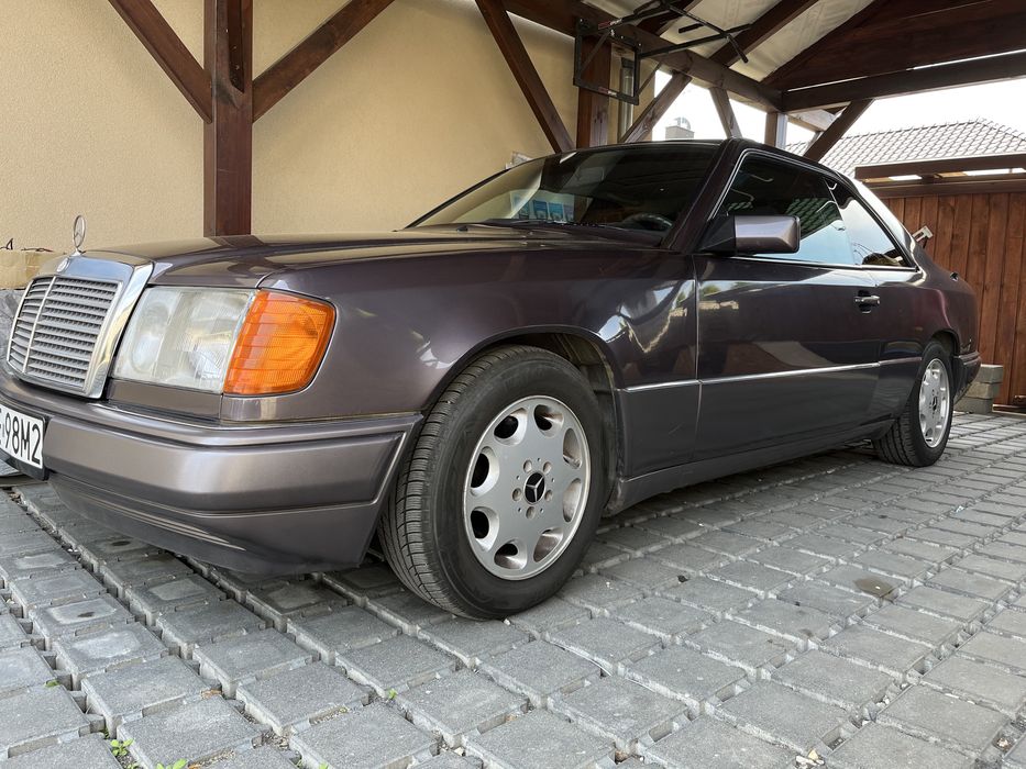 Mercedes 124 Coupe