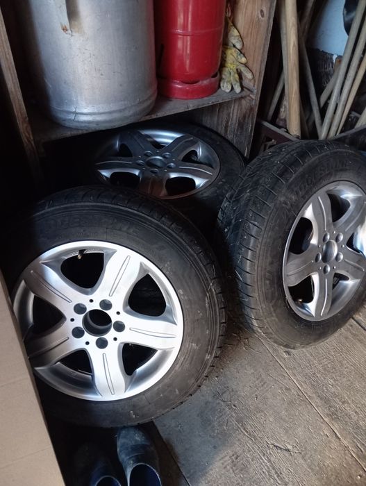 Титанові диски з резиною BRIDGESTONE 5/112 7.5x16H2.  205/65r16 c