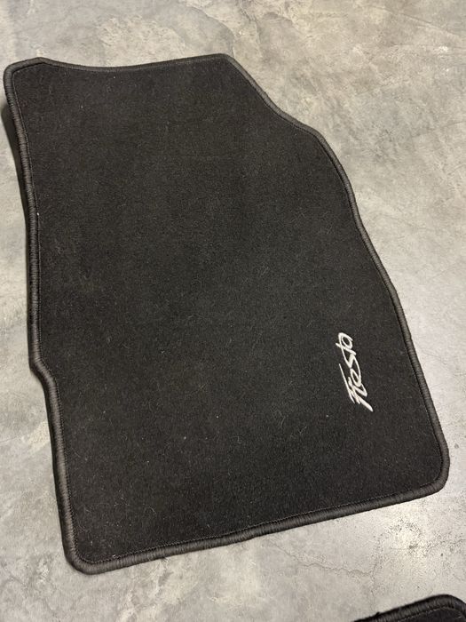 Dywaniki do auta Ford Fiesta VI