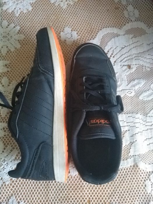 Buty sportowe Adidas VS Switch 3K FY 7261 młodzieżowe 38, 38,5