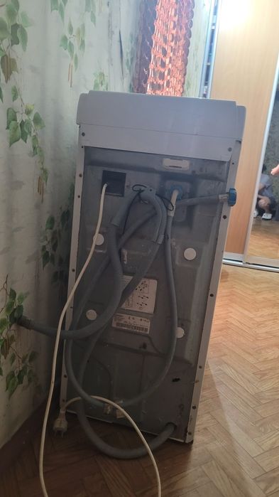 Пральна машина Indesit