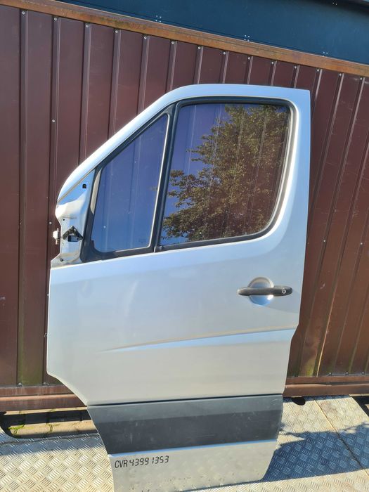 Mercedes Sprinter 906 2.2 drzwi przednie lewe Crafter I