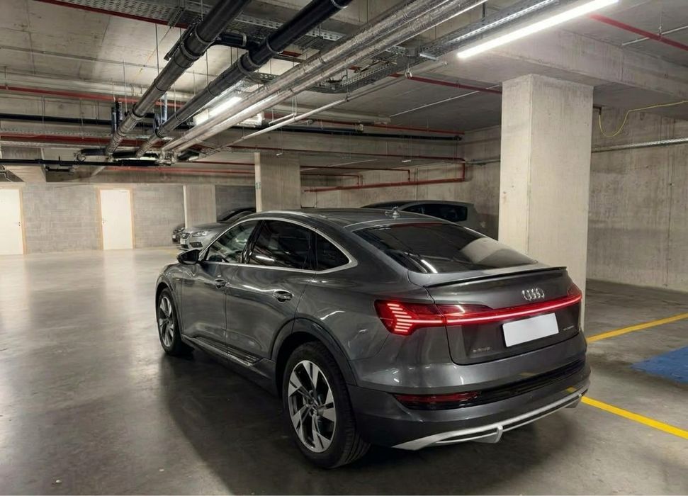 Audi  E-Tron 50 quattro Sportback S Line — photo 3
