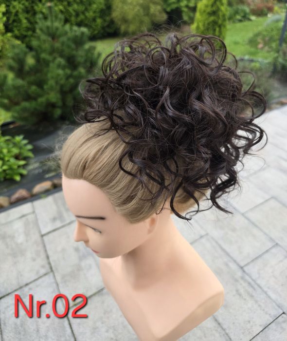 Koczek doczepiany kręcony, kolor ciemny brąz, włos termiczny, jakość p