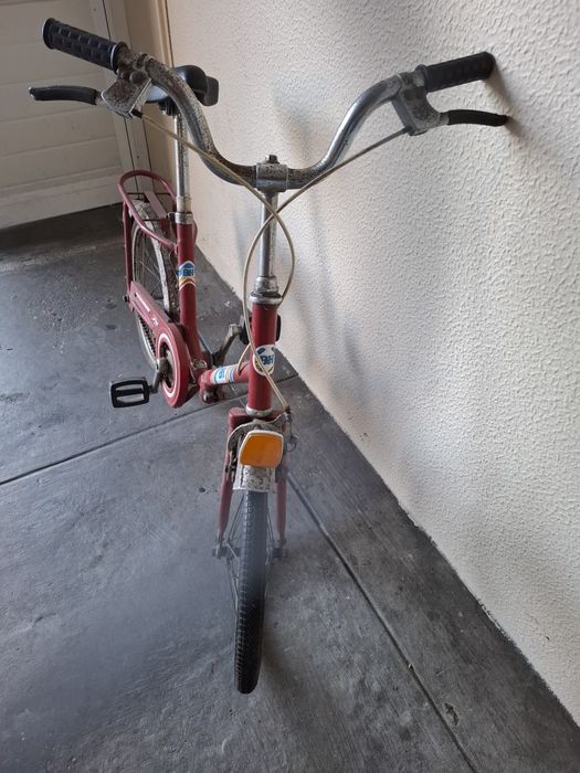 Bicicletas antiga marca BH original.