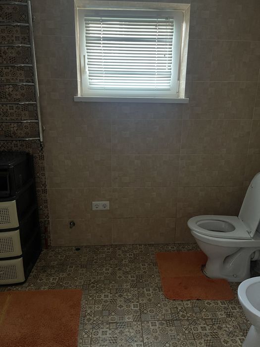 Продам будинок на 2 входи центр с. Фурси