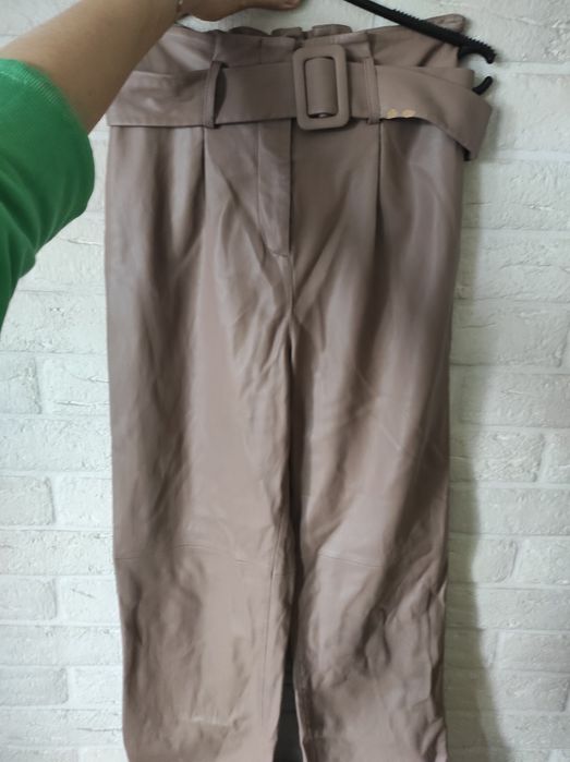 Spodnie Eco skórka Mango damskie