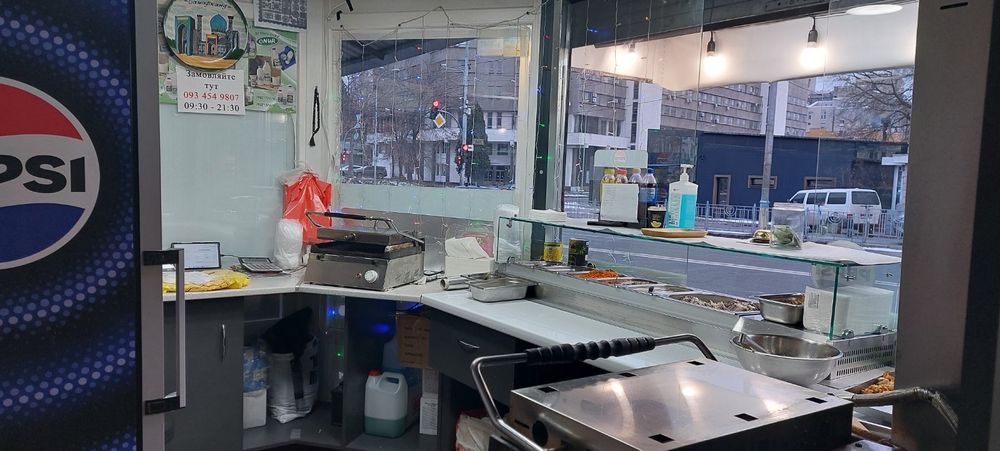 Продам готовий бізнес Фаст-фуд Шаурми по вул. Івана Федорово 26